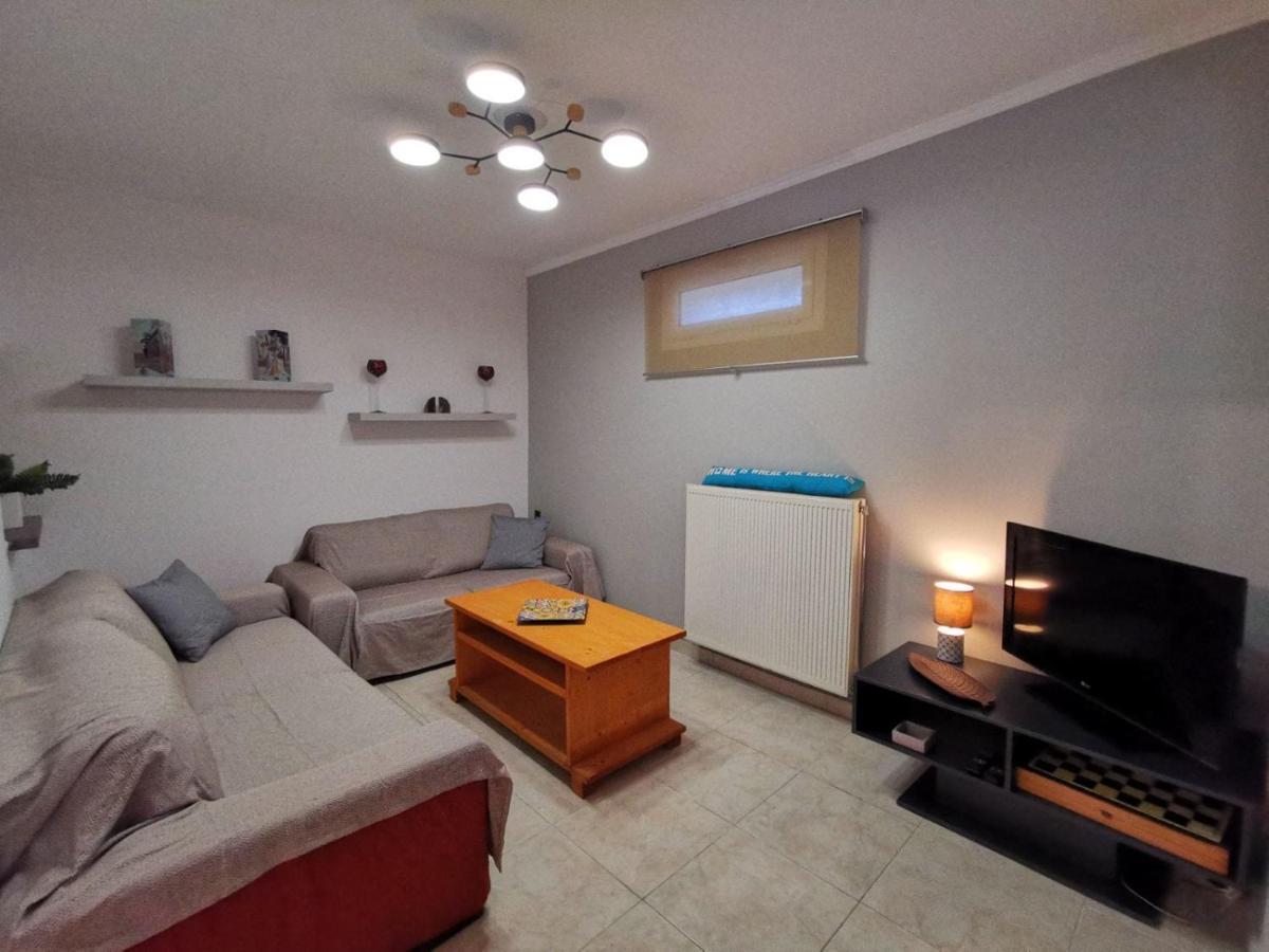 Antonela Sunshine Apartment By Corfu Escapes Перама Екстериор снимка